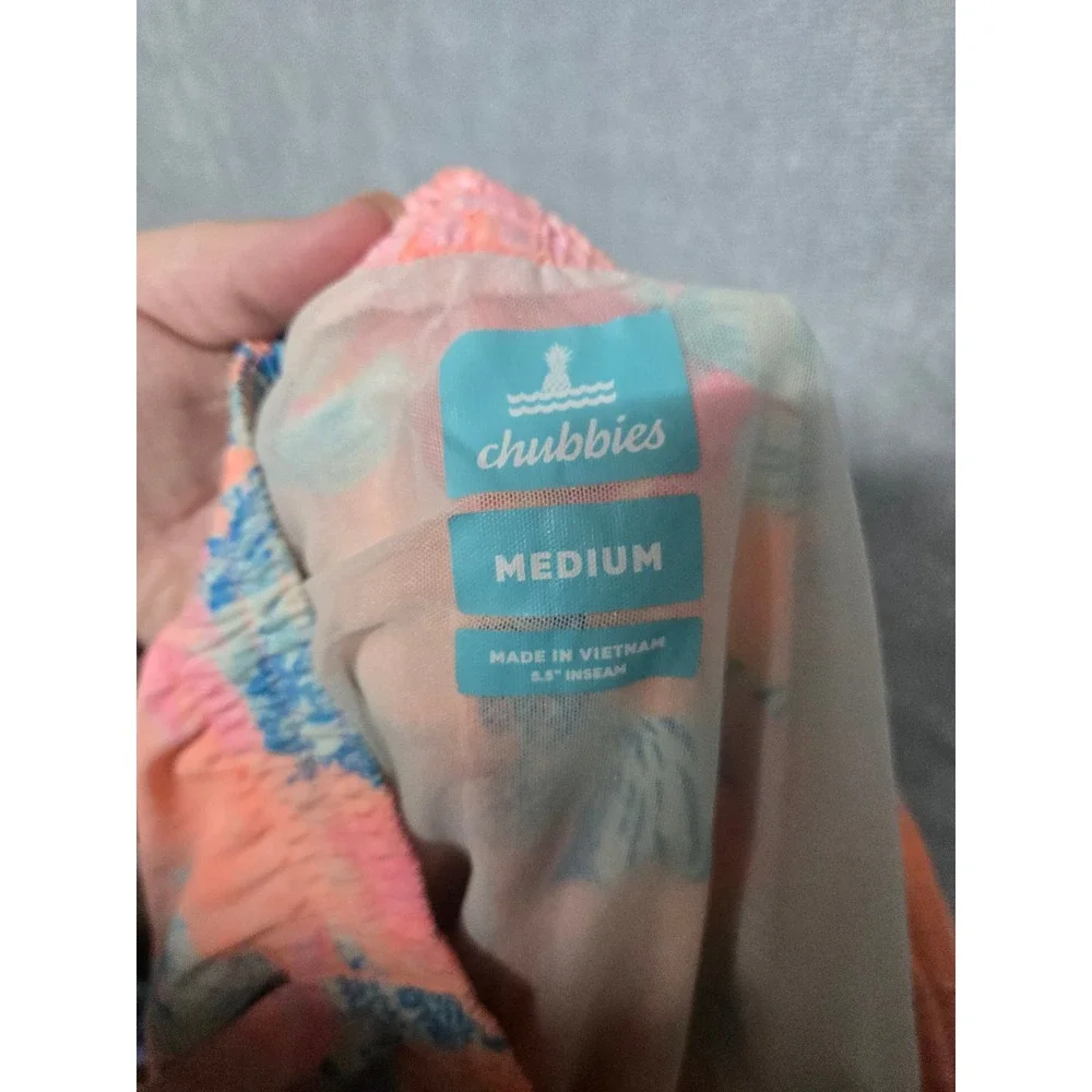 Chubbies Mens Swim Trunks Medium Peach Orange Tropical Tiger Floral 5.5 Inseam